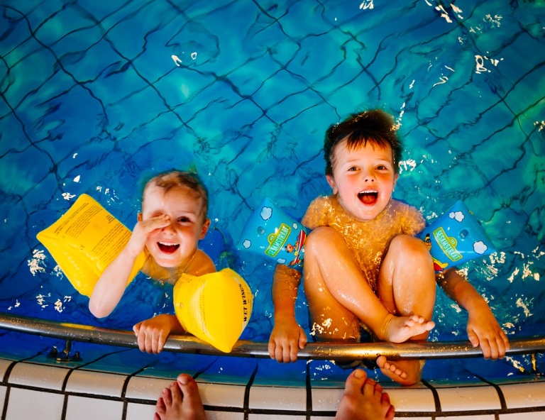 Nuoto in piscina