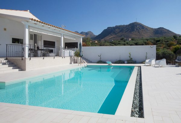Piscina interrata in acciaio