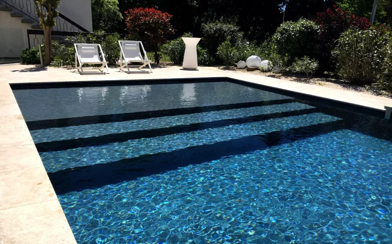 Come rendere impermeabile una piscina