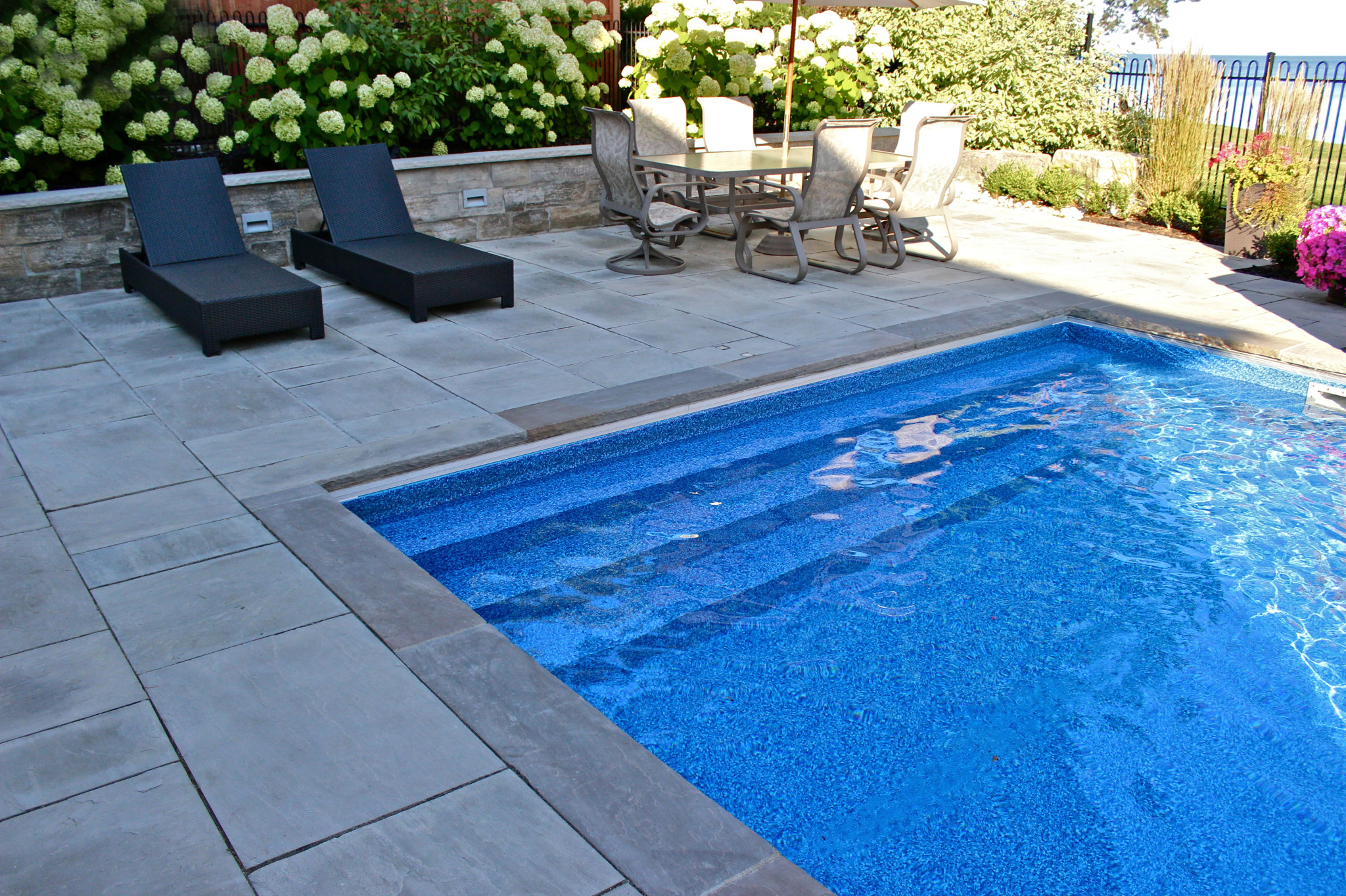 Rivestimenti della piscina
