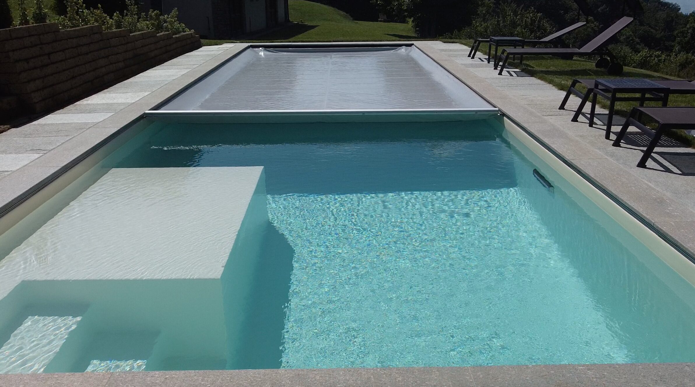 Perché scegliere una piscina interrata in acciaio?
